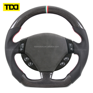 Volante de Fibra de Carbono Real TDD Compatible con Maserati GT, Modificación con Base Plana - Product Image 1