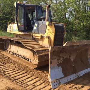 Bulldozer à chenilles télécommandé D60 d'occasion, fabriqué en Chine, avec capacité de bêchage de 4 m et garantie d'un an, en vente - Product Image 1