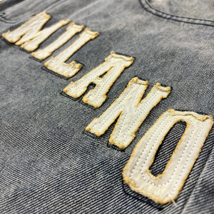 Pantalones Cortos de Mezclilla Holgados Personalizados con Apliques Bordados y Dobladillo Deshilachado para <span class=keywords><strong>Hombre</strong></span> - Product Image 2