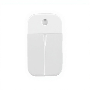 בקבוק סניטיזר אלכוהולי 50ml בהתאמה אישית סיטונאי, עיצוב כרטיס אשראי מרובע לכיס, עם אריזת מחזיק מפתחות, לשימוש עם משקפיים - Product Image 5