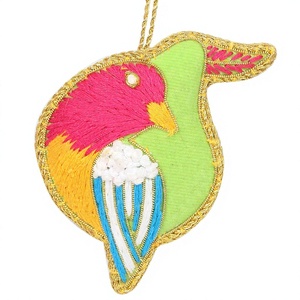 Adornos Navideños Personalizados de Terciopelo y Satén Hechos a Mano por Brazeal Studio, Ecológicos, con Cuentas Bordadas y Hilos Dorados - Product Image 1