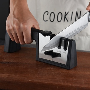 Meilleure vente aiguiseur <span class=keywords><strong>de</strong></span> <span class=keywords><strong>couteaux</strong></span> manuel 3 en 1 manche à 3 étapes aiguiseur <span class=keywords><strong>de</strong></span> <span class=keywords><strong>couteaux</strong></span> <span class=keywords><strong>de</strong></span> cuisine outil <span class=keywords><strong>de</strong></span> cuisine - Product Image 4