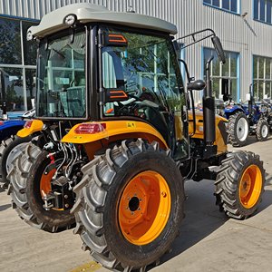 Tracteur à roues de 140 CV avec pelle rétrocaveuse et boîte de vitesses 8+2, cabine CE, ROPS - Product Image 5