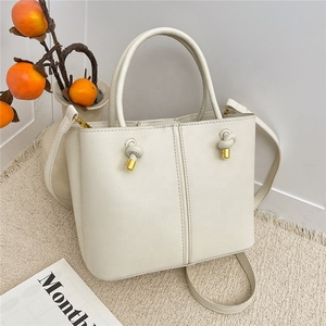 Borsa a Tracolla da Donna di Lusso Primavera 2026, Nuova Collezione Colori Caramella, Borsa Quadrata in PU, Borsetta Portatile Popolare per Giovani Donne - Product Image 4