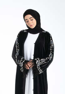 LEDUO Kimono élégant musulman à devant ouvert avec broderie et bordure en fourrure, Abaya en velours noir pour Ramadan et Eid - Product Image 2
