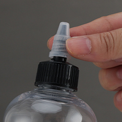 Customize Plastic 15ml -150ml PET Round Shape Hair Oil <b>Squeeze</b> <b>Bottle</b> With Nozzle Applicator - Product Image 4