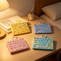 Llavero de gel de silicona creativo con colgante de presión táctil, dije con temática animal, gadget de descompresión, teclado mecánico de 26 teclas