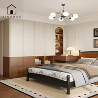 Armoire autoportante moderne européenne Xingruo, construction en bois durable, portes blanches style Shaker, poignées métalliques, 3 à 5 tiroirs, arquée