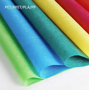 Tissu non tissé en PET à haute résistance à la traction, 150 GSM, polyester hydrophobe en rouleau pour application géotextile - Product Image 4