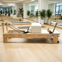 Reformer de Pilates portable et réglable en bois d'érable ou de chêne, durable, avec sangles de sécurité et poulies pour studio de Pilates