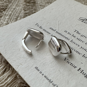 Pendientes de Plata de Ley S925, Diseño Coreano Retro, Cuadrados, Minimalistas, Moda Coreana, Venta al Por Mayor - Product Image 1