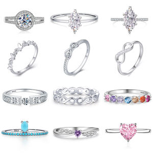 แหวนเงินแท้ S925 ประดับเพชรซิคอน CZ คอลเลคชั่นแหวนสำหรับผู้หญิง เหมาะสำหรับโอกาสวันครบรอบ ขอแต่งงาน สัญญา งานหมั้น และงานแต่งงาน - Product Image 3