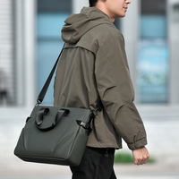 Nouvelle Sacoche Homme Tendance en PU Souple Grande Capacité Ultra Légère Imperméable pour Ordinateur Portable, Idéale pour Affaires et Loisirs