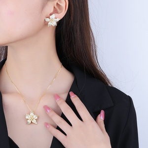 Fashion Eco-friendly Copper Gold Plated Floral <b>Earrings</b> and Pendant <b>Set</b> Bridal Jewelry <b>Set</b> Gold Flower Design for Wedding - Product Image 6