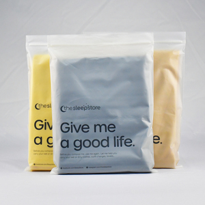 Bolsas con Cierre Personalizadas, Mate/Esmeriladas, Biodegradables, de Almidón de Maíz/PLA/PBAT, Materiales Reciclados, para Camisetas, Trajes de Baño, Ropa, Supermercado - Product Image 1