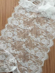 ผ้าลูกไม้ฝรั่งเศสชานทิลลี่ ดีไซน์สวยหรู นุ่ม เรียบง่าย โปร่งแสง ลายเส้นกระดูก ผ้าลูกไม้สองด้าน สำหรับชุดแต่งงาน - Product Image 2