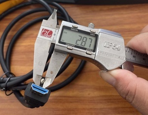 Cáp Video Âm Thanh HDMI HDTV 2.0 Đực Sang Đực Có Ốc Vít Khóa Đầu Nối Gắn Bảng Điều Khiển HDMI Loại 1M 1.5M 2M 3M 5M 8M - Product Image 4