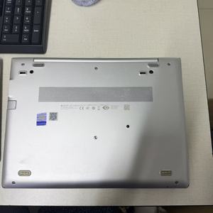 Laptop Aziendale HP EliteBook 830 G6 Usato, Intel Core I5-8a Generazione, Senza Memoria, Senza Unità a Stato Solido, 13.3 Pollici, Prezzo Basso, <span class=keywords><strong>8GB</strong></span> - Product Image 3