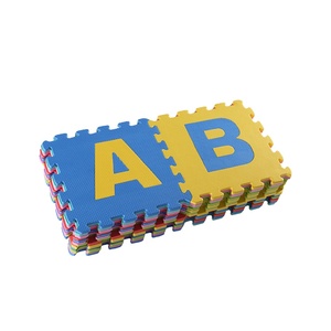 Vente en gros de <span class=keywords><strong>tapis</strong></span> de jeu alphabet <span class=keywords><strong>lettres</strong></span> ABC personnalisées <span class=keywords><strong>mousse</strong></span> EVA non toxique pliable pour bébé activité <span class=keywords><strong>tapis</strong></span> puzzle - Product Image 4
