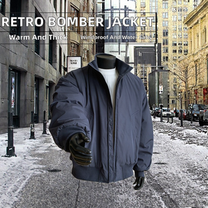 Blouson Bomber Rétro Américain Homme Hiver Col Montant Haut de Gamme Décontracté Ample Épais Imperméable Coupe-Vent - Product Image 2