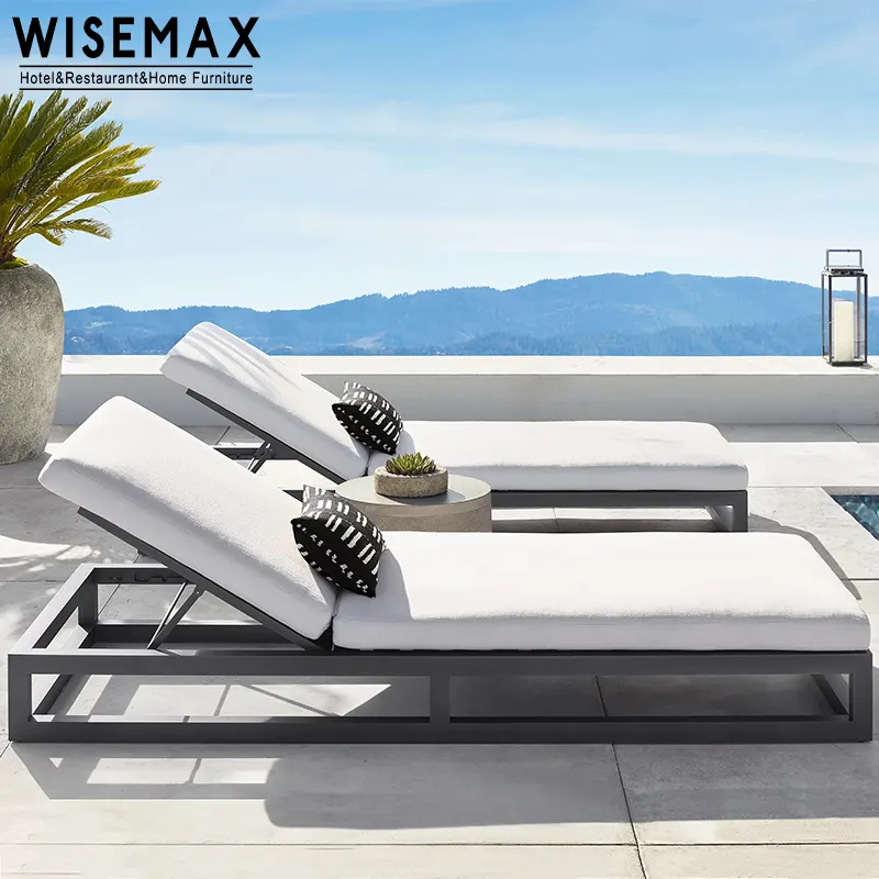 Wisemax เก้าอี้อาบแดดกลางแจ้งที่ทันสมัย, เฟอร์นิเจอร์อลูมิเนียมเตียงอาบแดดสระว่ายน้ำพร้อมเบาะผ้ากันน้ำ