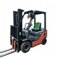 Forklift Diesel Premium 2 Ton 8F Penggerak Roda Depan Tiang 3-Tingkat 4.5m Penggeser Samping Hidrolik Ban Solid 15km/jam Jaminan Kualitas Jepang