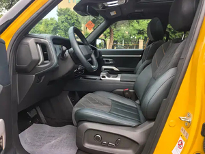 SUV d'occasion comme neuf 2026 Deepal G318 Modèle 2025 Édition Secret Land Transmission intégrale Faible kilométrage Hybride Électrique Deepal G318 Toutes options - Product Image 5