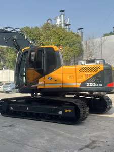 Excavatrice sur chenilles Hyundai 220LC-9S de 2019, haute qualité, 22 tonnes, moteur d'origine (moteur, pompe, moteur électrique), capacité de la benne de 0,92 m³, 112 kW - Product Image 3