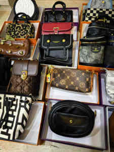 Bolsos de Hombro de Diseñadores de Moda, de Alta Calidad, Surtidos, Entrega Aleatoria, Bolsos de Mujer Usados - Product Image 6