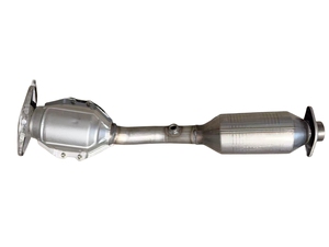 <b>Exhaust</b> system of the Nissan Sunny (HR15) 1.5L 2010-2014 features a centrally located 409 catalytic converter. - Product Image 5