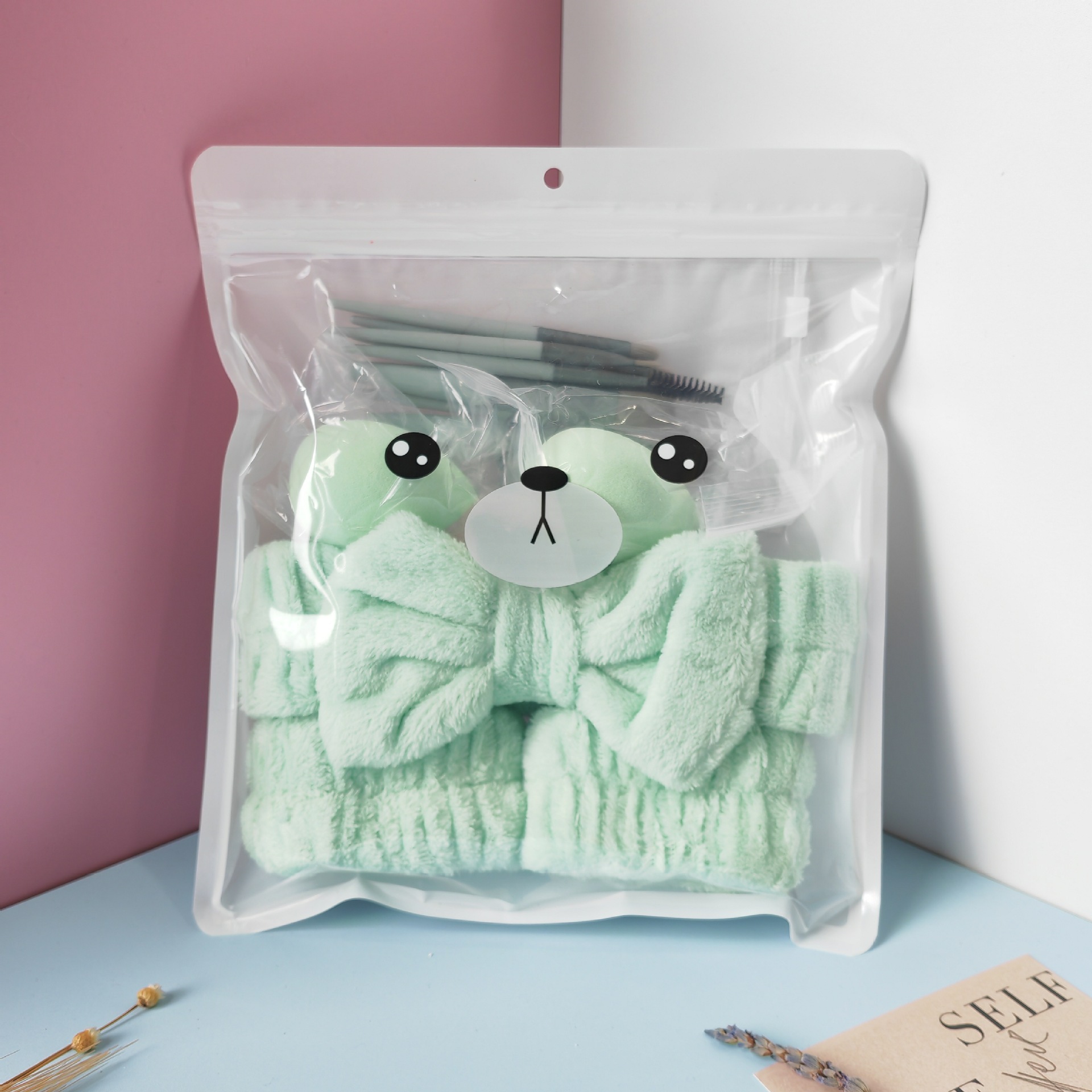 Ensemble d'œufs de maquillage vert 13 pièces avec sac à fermeture éclair
