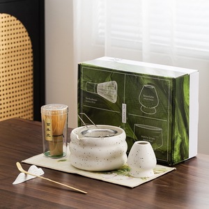 Ensemble de thé matcha en céramique avec fouet en bambou et filtre en acier inoxydable pour cérémonie du thé, design Wabi Sabi - Product Image 1