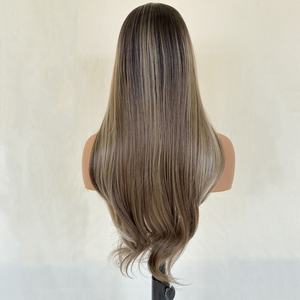 Perruque synthétique Futura courte, résistante à la chaleur, avec partie centrale, dentelle transparente, ondulations superbes, sans colle, ligne de cheveux naturelle, style français - Product Image 5