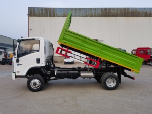 Camión Pequeño ISUZU 6x4 4x4 4X2 para Angola, de 3, 7 y 10 Toneladas, Tipo Volquete, con Motor Diésel Ligero - Product Image 2