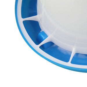 Mangeoire automatique bleue personnalisée pour poulets, grande capacité, anti-déversement, vente directe d'usine - Product Image 3