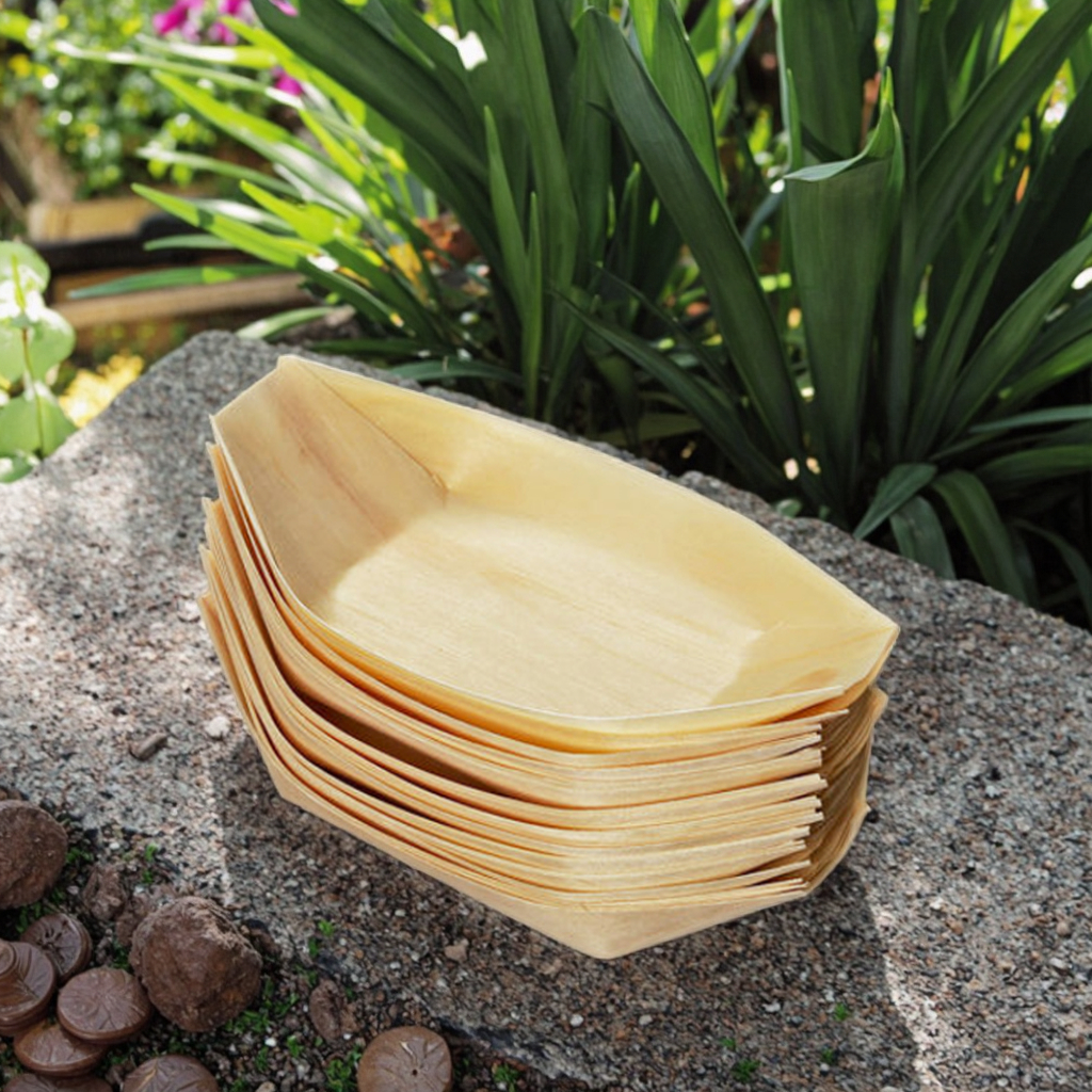 Eco-Friendly Disposable Wood Sushi Serving Tray Boat Plate Dishes Catering and Home Food Container Elegant Sushi Tools