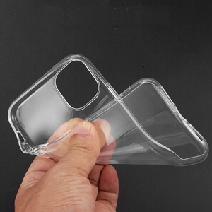 Custodia per telefono <span class=keywords><strong>trasparente</strong></span> per iPhone 16 17 Pro Max per <span class=keywords><strong>Samsung</strong></span> S22 <span class=keywords><strong>S21</strong></span> per Xiaomi Redmi OPPO Realme <span class=keywords><strong>Cover</strong></span> in Silicone morbido TPU <span class=keywords><strong>trasparente</strong></span> - Product Image 2