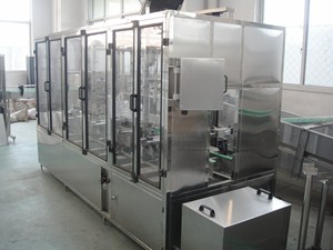 Machine de remplissage de l'<span class=keywords><strong>eau</strong></span> 600BPH <span class=keywords><strong>5L</strong></span> embouteillant l'<span class=keywords><strong>eau</strong></span> - Product Image 3
