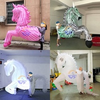 Accessoires de performance gonflables pour défilés : Cheval et licorne gonflables de carnaval Chenghuang ; Grand costume personnalisable en tissu Oxford renforcé