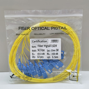 Cables de Fibra Óptica Simplex LSZH con Conectores SC, Certificación CE, RoHS y FCC, Baja Pérdida de Inserción, Revestimiento Amarillo - Product Image 3