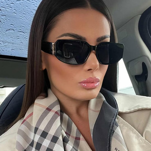 Square Full-<b>Frame</b> UV400 Sunglasses 2025 New European American Fashion Unisex Ins Internet Celebrity Street Style Outdoor Use - Product Image 3