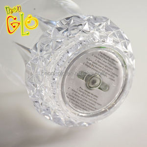 Gobelets personnalisés en plastique activés par liquide, verres LED en cristal de 7 oz pour événements festifs, décorations de Noël, fournitures de luxe - Product Image 6