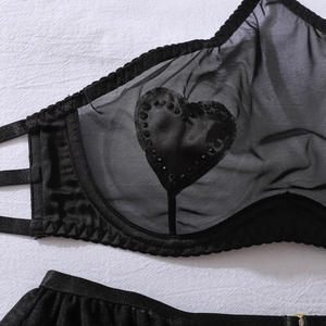 Seksi İç Çamaşırı Halter Sütyen Fırfırlı Bel Kemeri 4 Parça Set Çoraplı Baştan Çıkarıcı Boncuklu Kalp Aşk File Şeffaf İç Giyim - Product Image 6