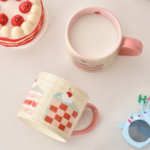 Taza de Café de Porcelana con Forma de Pastel de Dibujos Animados, Precio Competitivo, Personalizable, Regalo Empresarial, Reutilizable, Apta para Alimentos, Lavavajillas y Microondas - Product Image 6