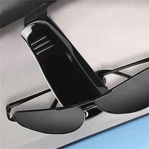 Clip pour lunettes de voiture, support de lunettes de soleil, support de pare-soleil en ABS, design moderne pour utilisation en voiture - Product Image 1