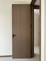Puerta Interior de Madera Sólida Impermeable para Uso en Hospitales y Talleres, Aislamiento Térmico, Venta al por Mayor de Fábrica