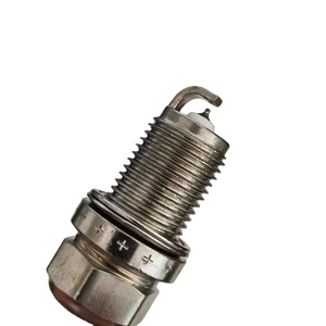 Venta al por mayor de piezas de automóviles japonesas de alta calidad DEN tan bujía de iridio OEM VK16 VK20 IK16 IK20 - Product Image 3
