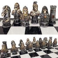 Fabricant d'ensembles d'échecs gothiques en résine, figurines et statues en polyrésine personnalisées (OEM/ODM) en forme de crâne et de squelette, peintes à la main, pour jeux de société de bureau