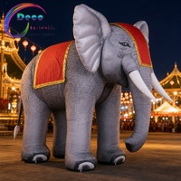 Éléphant gonflable géant décoré avec couverture de selle pour la décoration d'événements de mariage et comme accessoire de présentation