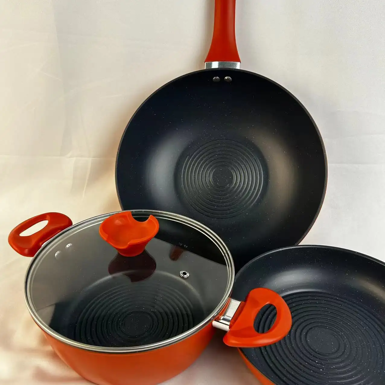 Cheap 3 Pcs Non Stick Pot Set Iron Cookware Set Cooking Pots Wok/Pan Multi Functional Cookware Set